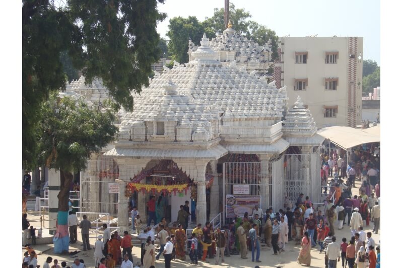 Mahudi – Ghantakarna Mahavir Temple